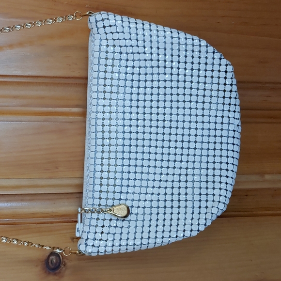 Retro 80's white metallic bag - Picture 2 of 8